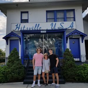 Meet your Posher, Andrea